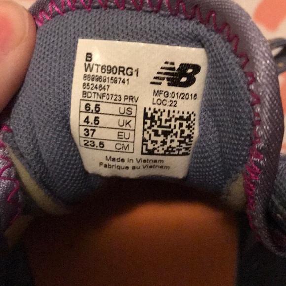 New Balance - Picture 4 of 4